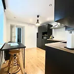 Renoviertes Monteurhaus In Im Altbau-flair Für 10 Personen!