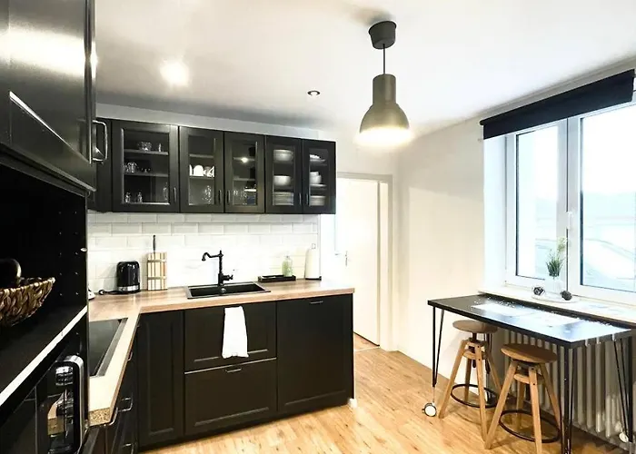 Renoviertes Haus In Im Altbau-flair Fuer 10 Personen!