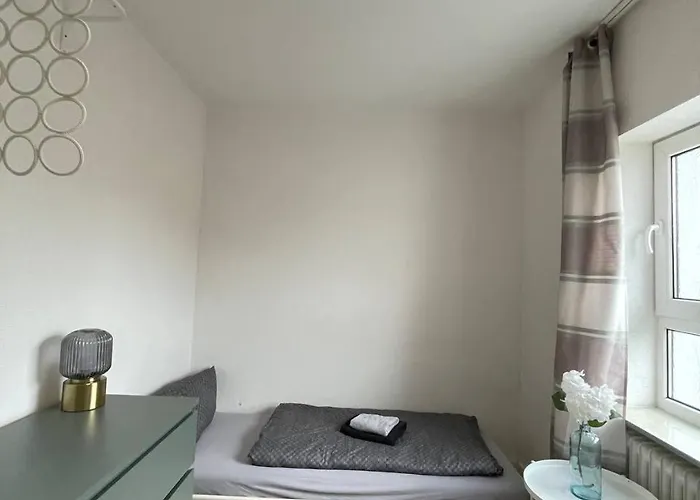 Renoviertes Haus In Im Altbau-flair Fuer 10 Personen! *