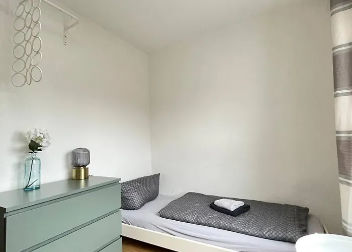 Renoviertes Haus In Im Altbau-flair Fuer 10 Personen! Apartamento *