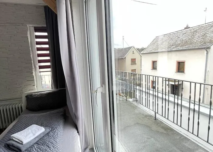 Renoviertes Haus In Im Altbau-flair Fuer 10 Personen! * Ochtendung