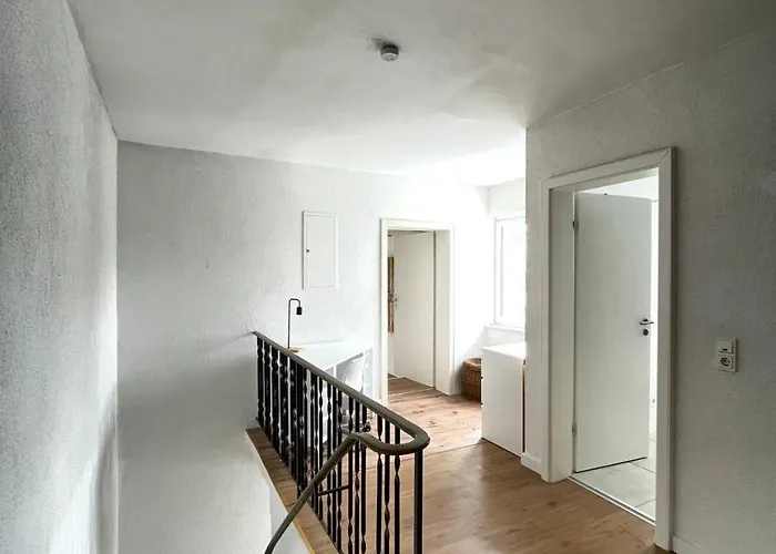 Renoviertes Haus In Im Altbau-flair Fuer 10 Personen!